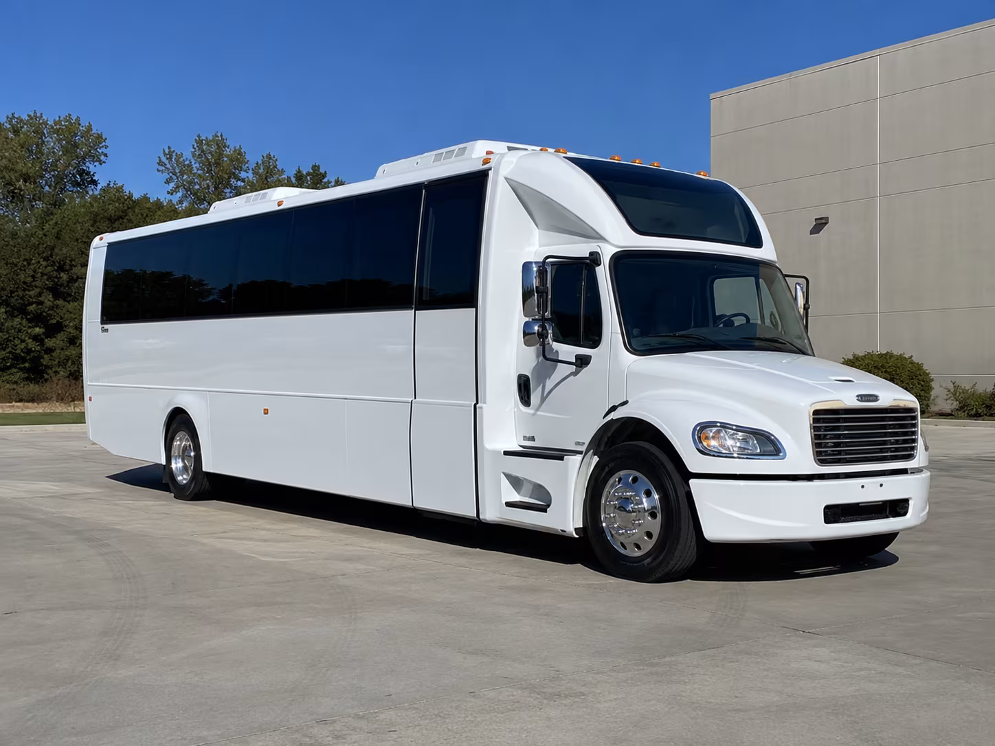 Rent a Bus to Kia Forum