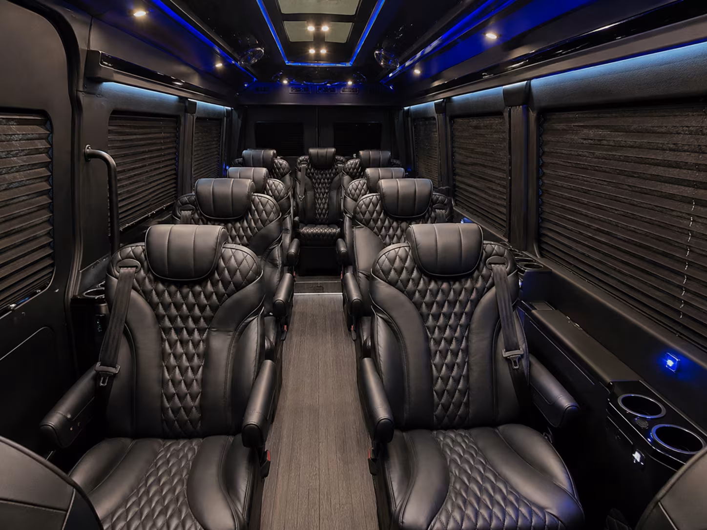 Rent a Bus to Six Flags Magic Mountain