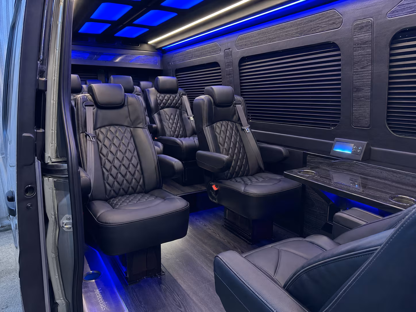 Glendale Airport Shuttles & Transportation