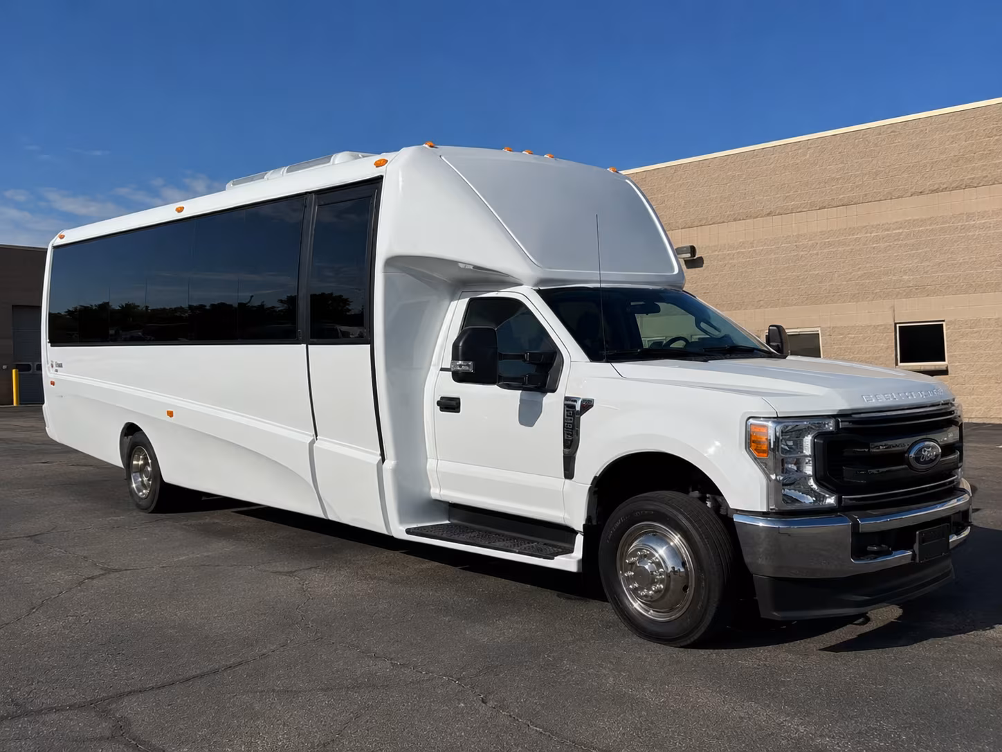 Glendale Wedding Transportation & Shuttle Service