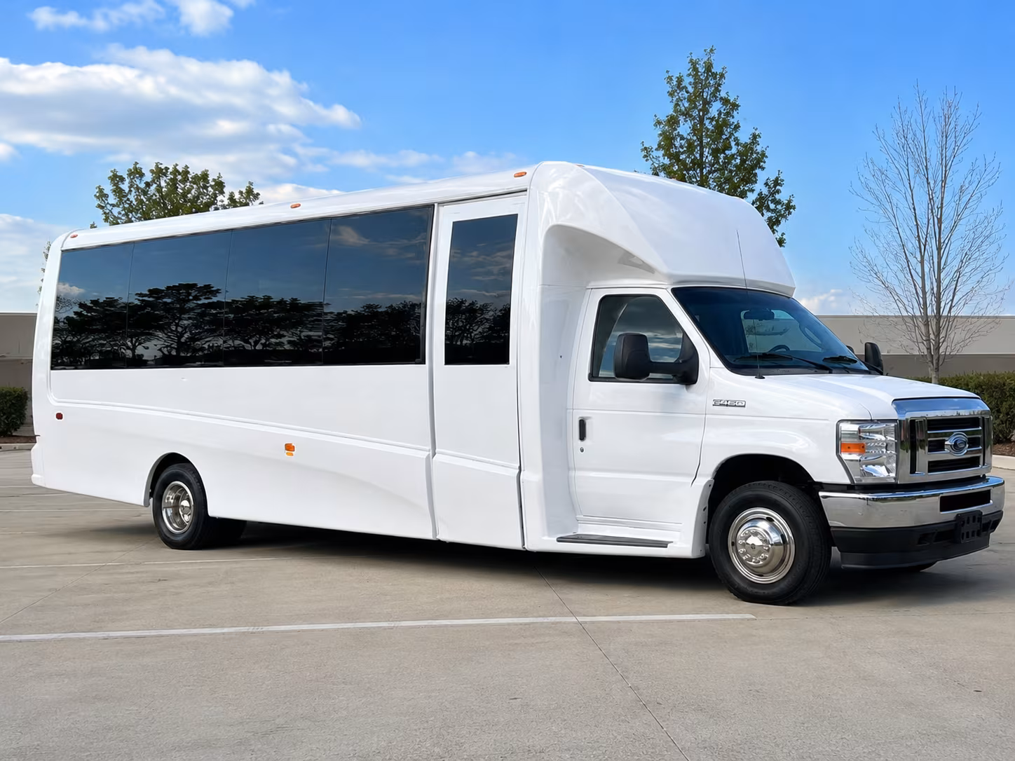 Palmdale Airport Shuttle & Transportation party bus exterior