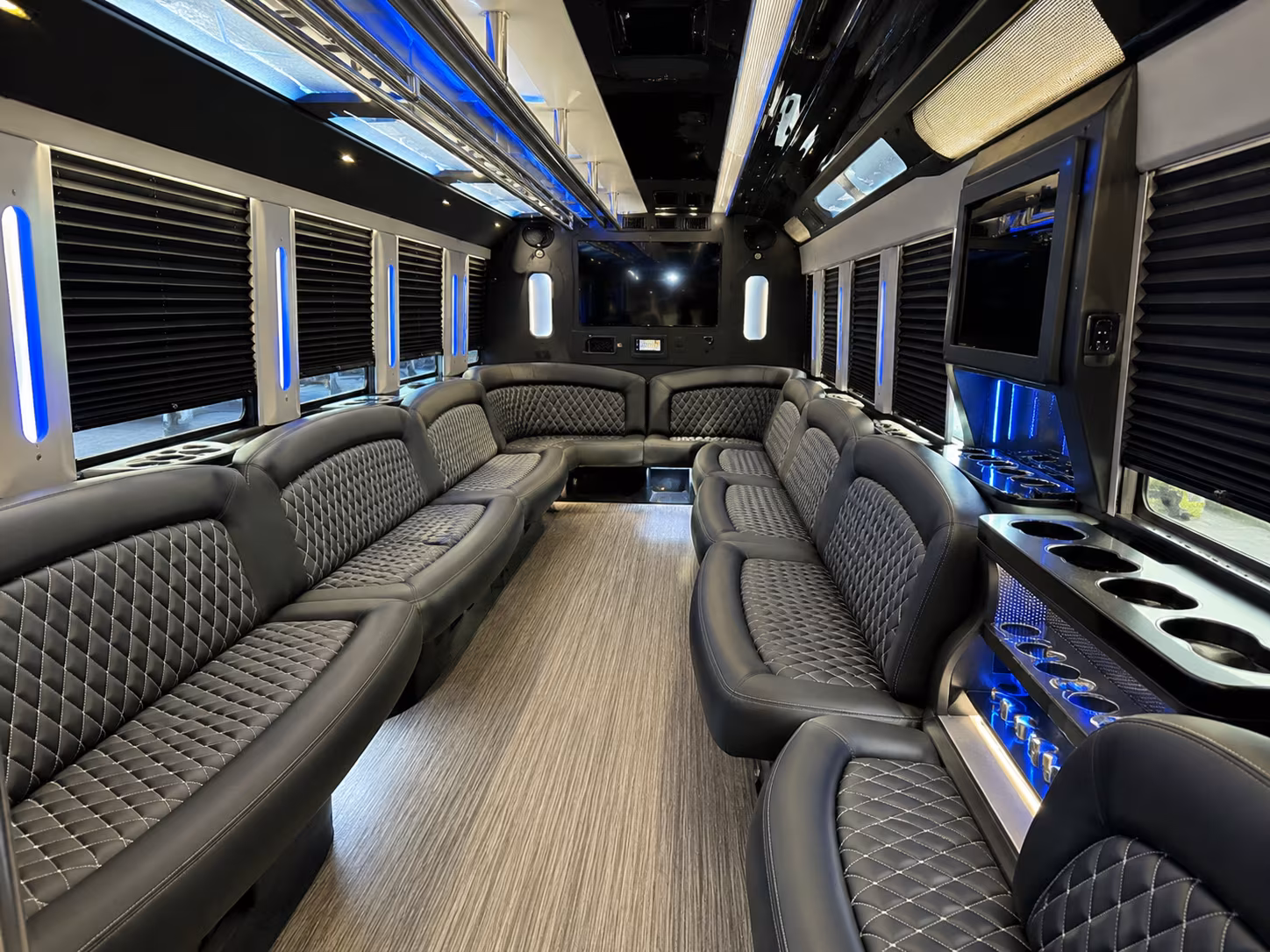 Palmdale Winery Tour & Pub Crawl Transportation party bus exterior
