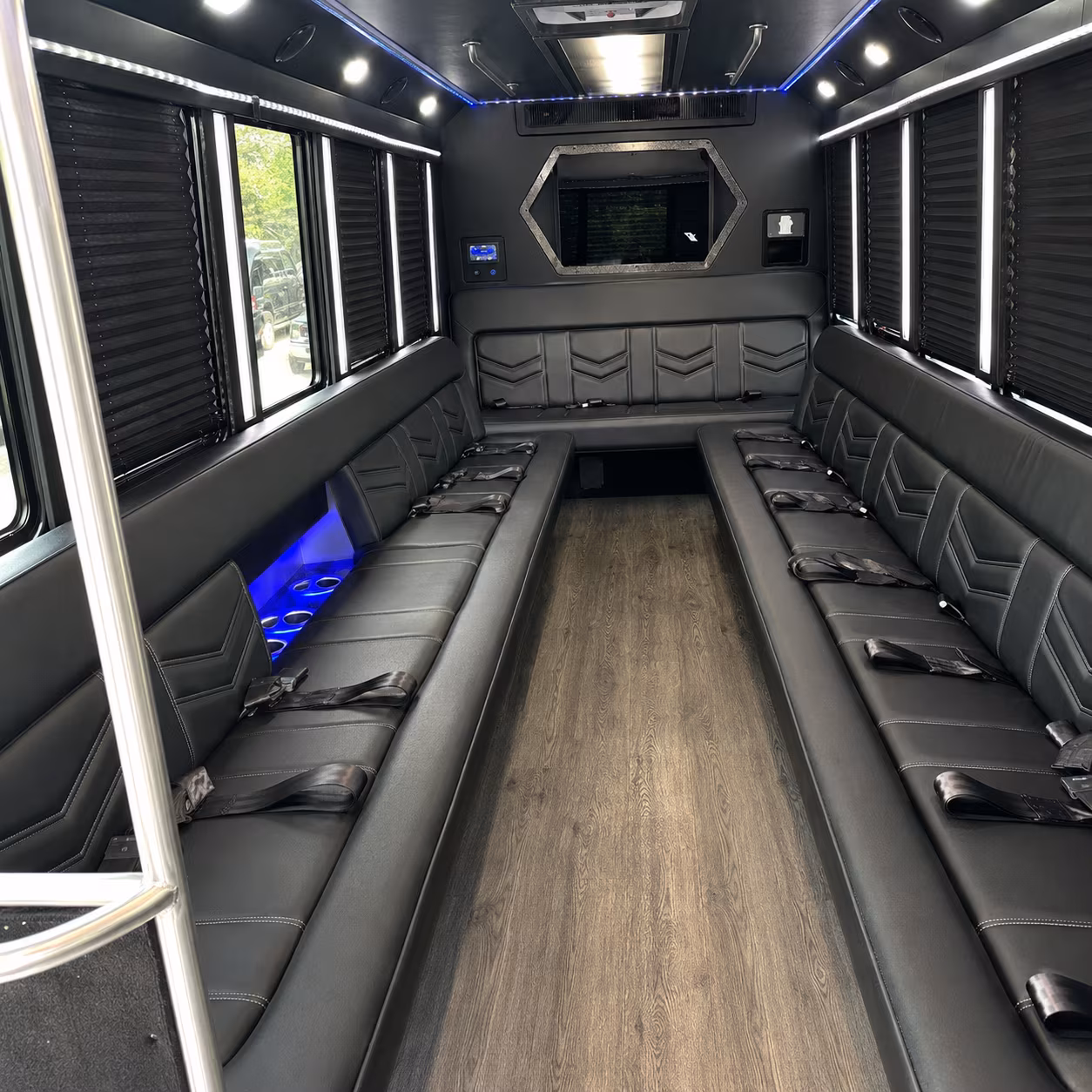 Palmdale Winery Tour & Pub Crawl Transportation route planning