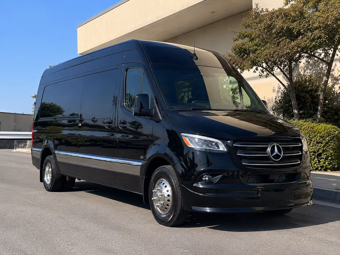 Santa Clarita School Event & Field Trip Transportation
